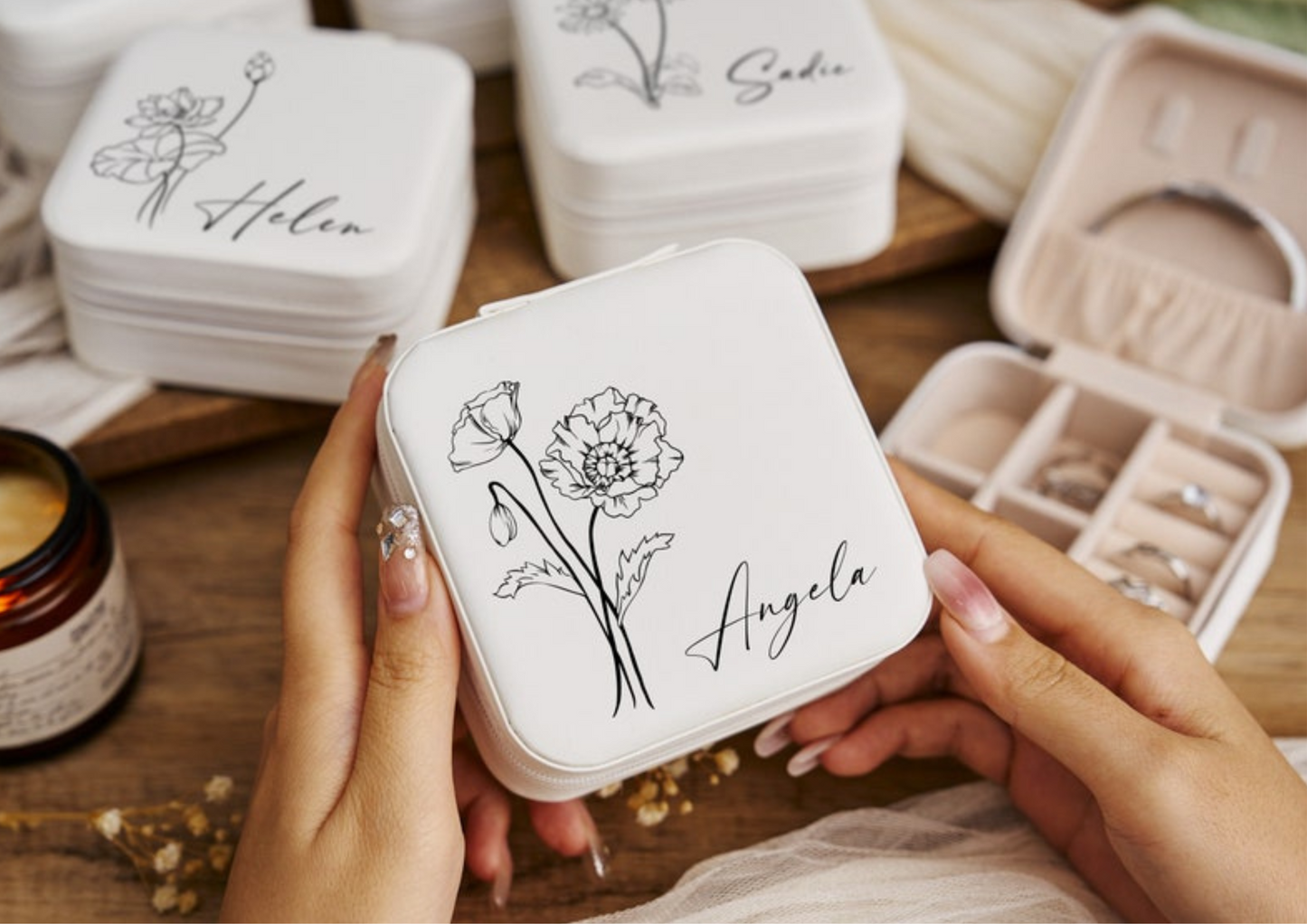 Personalized Travel Jewelry Box With Her Birth Flower